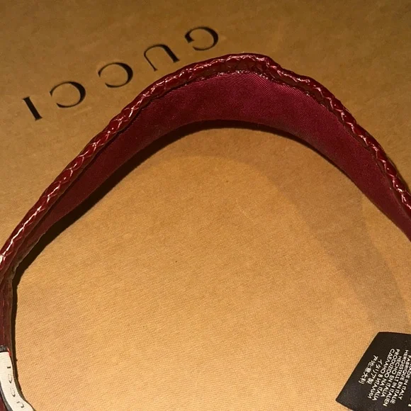 Gucci Women's Raffia Visor in Beige and Burgundy Python Trim - Picture 6 of 8